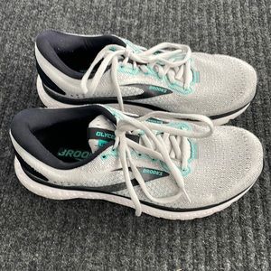 Brooks Glycerin 18